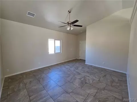 Living - 3298 E Coarra Dr, Kingman, AZ 86409 photo 3 of 3