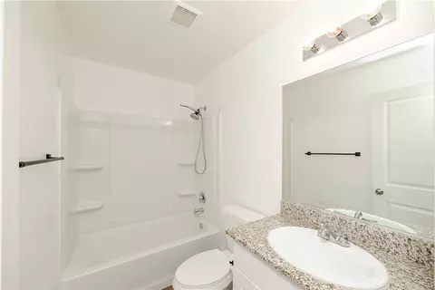 Bath - 3677 E Koval Dr, Kingman, AZ 86409 photo 2 of 2