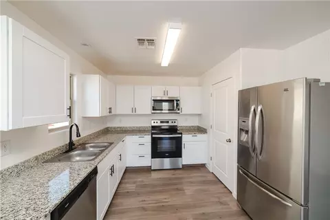 Kitchen - 3677 E Koval Dr, Kingman, AZ 86409 photo 3 of 3