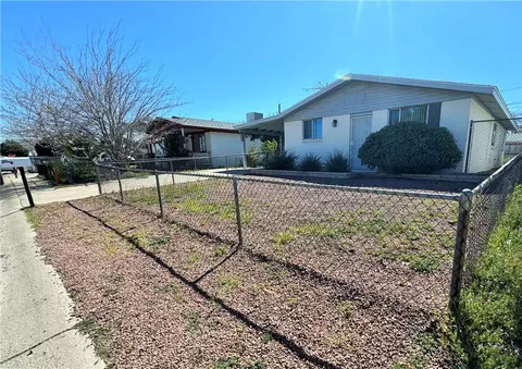 1974 Miami Ave, Kingman, AZ 86401