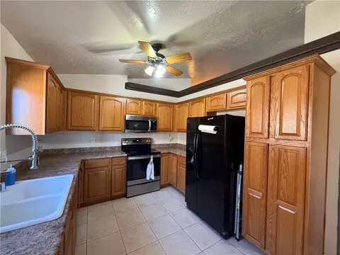 3445 N Apache St, Kingman, AZ 86401 photo 4