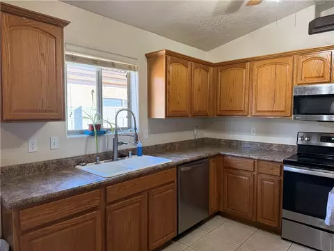 3445 N Apache St, Kingman, AZ 86401 photo 5