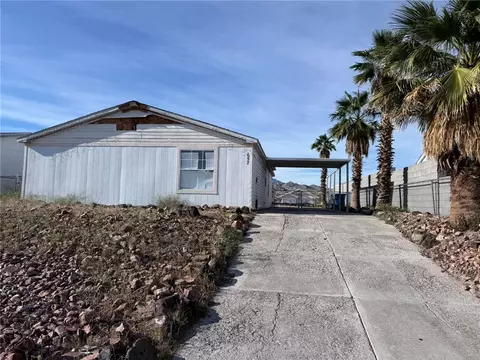 657 Terrace Dr, Bullhead City, AZ 86442