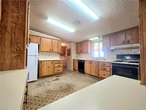 1860 E Devlin Ave, Kingman, AZ 86409 photo 17