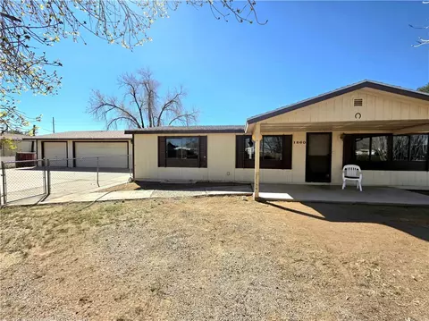 1860 E Devlin Ave, Kingman, AZ 86409 photo 2