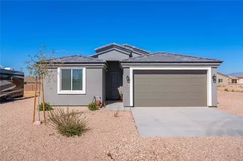 7391 E Winchester Dr, Kingman, AZ 86401