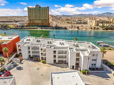 211 Moser Ave #304, Bullhead City, AZ 86429