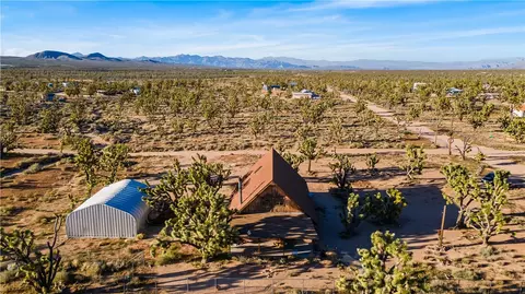 26365 N Apple Dr, Meadview, AZ 86444