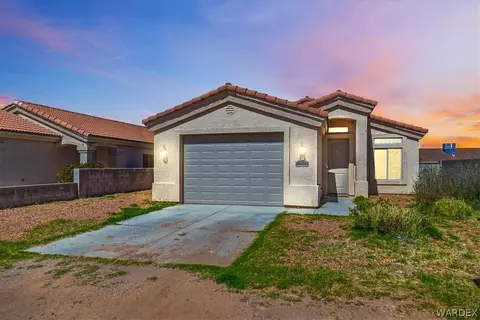 1959 Golden Gate Ave, Kingman, AZ 86401