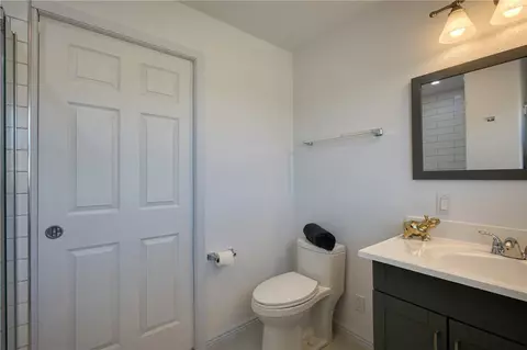 Bath - 4892 Tule Dr, Topock, AZ 86436 photo 12 of 12