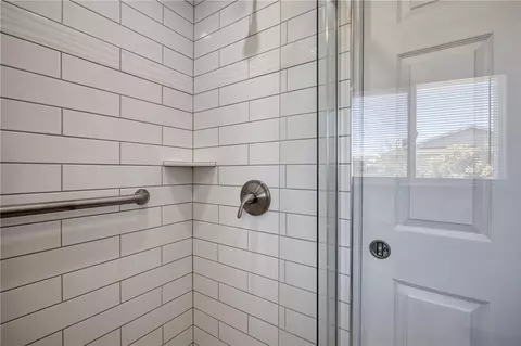 Bath - 4892 Tule Dr, Topock, AZ 86436 photo 3 of 12
