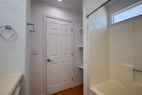 Bath - 4892 Tule Dr, Topock, AZ 86436 photo 10 of 12