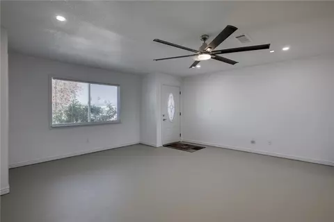 Living - 4892 Tule Dr, Topock, AZ 86436 photo 2 of 4