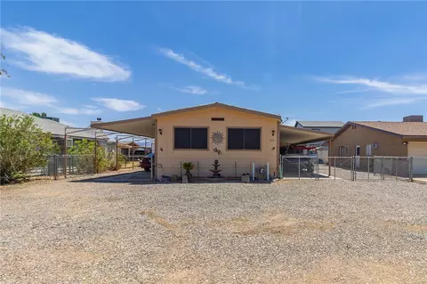 8290 S Smoketree Ln, Mohave Valley, AZ 86440