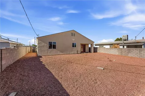 Exterior - 3541 E Northern Ave, Kingman, AZ 86409 photo 8 of 9