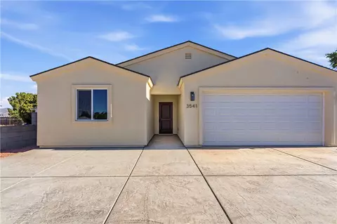 Exterior - 3541 E Northern Ave, Kingman, AZ 86409 photo 3 of 9