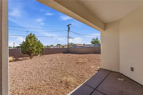 Exterior - 3541 E Northern Ave, Kingman, AZ 86409 photo 6 of 9