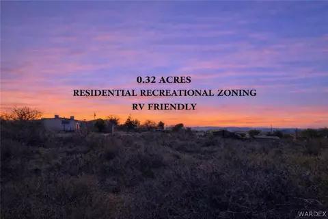 0000 Smith Dr, Golden Valley, AZ 86413