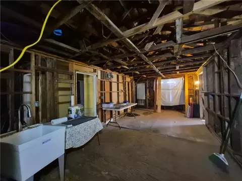Entry Way - 809 Madison St, Kingman, AZ 86401 photo 2 of 3