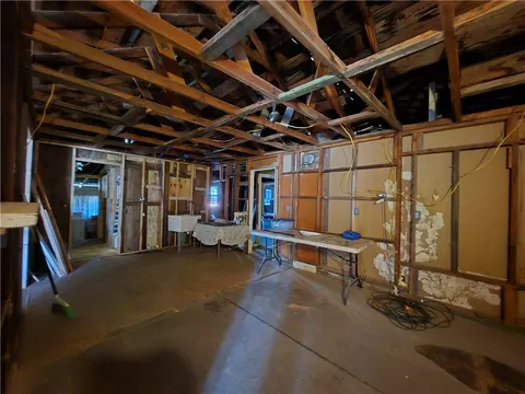 Entry Way - 809 Madison St, Kingman, AZ 86401 photo 3 of 3