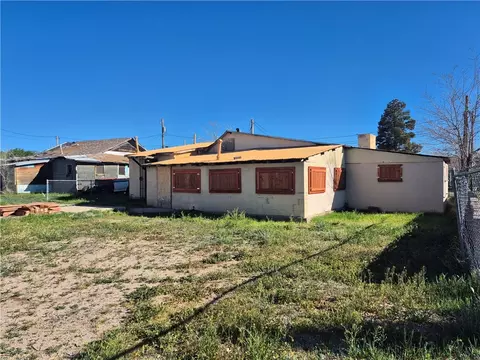 Exterior - 809 Madison St, Kingman, AZ 86401 photo 4 of 6