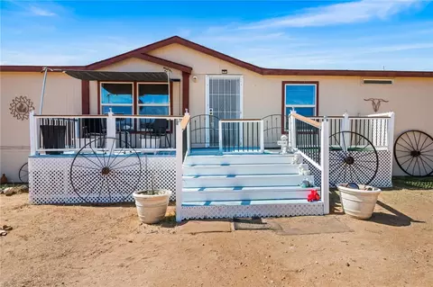3411 N Mayer Rd, Golden Valley, AZ 86413