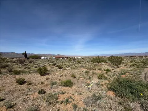 7080 E Rawhide Cir, Kingman, AZ 86401 photo 4