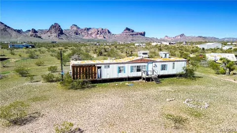 2533 S Hopi Rd, Golden Valley, AZ 86413