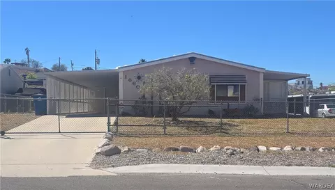 1660 Rio Vista Dr, Bullhead City, AZ 86442