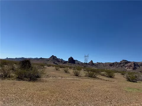 003 Arthurs Way, Golden Valley, AZ 86413