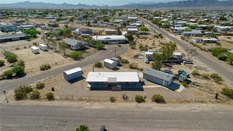 5252 Mesa Dr, Topock, AZ 86436