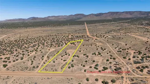 353-42 130 Quiver, Hackberry, AZ 86411 photo 2