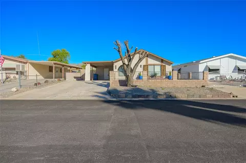 537 Roadrunner Dr, Bullhead City, AZ 86442