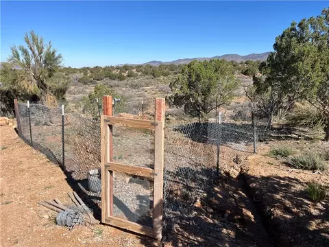 10 E Stagecoach Well Dr, Kingman, AZ 86401 photo 18