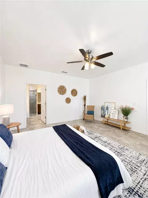 Bedroom - 3391 Amanda Ave, Kingman, AZ 86401 photo 1 of 14