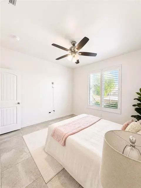Bedroom - 3391 Amanda Ave, Kingman, AZ 86401 photo 6 of 14
