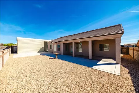 Exterior - 3391 Amanda Ave, Kingman, AZ 86401 photo 9 of 20