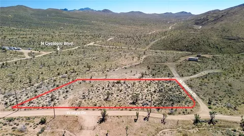 329-08 W 242 W Inyo Dr, White Hills, AZ 86445