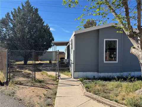 4289 Hwy 68 #19, Golden Valley, AZ 86413