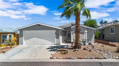 764 Desert Crest Dr, Bullhead City, AZ 86429