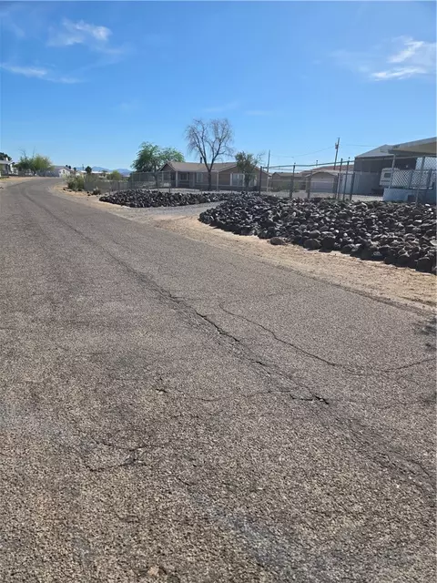 12514 S Pima Pkwy, Topock, AZ 86436 photo 3