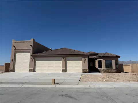 6067 S Trailblazer Ave, Fort Mohave, AZ 86426