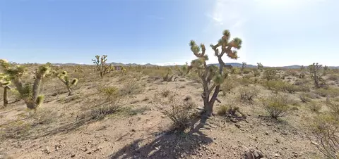 20594 N Wild Horse Dr, White Hills, AZ 86445