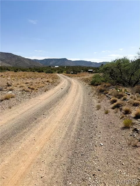 353-30 E 005 E Dicks Camp Rd, Hackberry, AZ 86411 photo 12