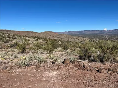 020 E Outlaw Canyon Rd, Kingman, AZ 86401