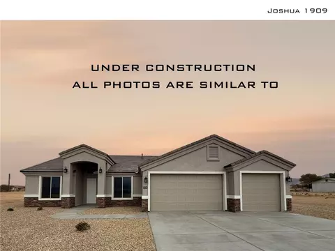 2878 Triangle S St, Kingman, AZ 86401