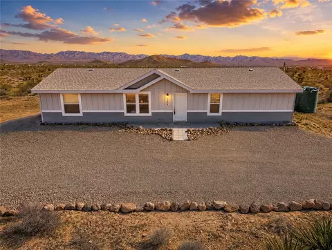 5874 N Ehrenburg, Golden Valley, AZ 86413