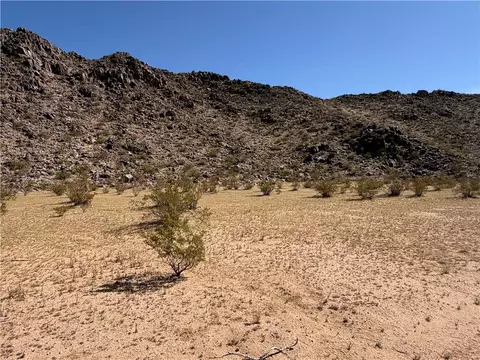 Parcel 10-b E Sweet Bush Road, Kingman, AZ 86409