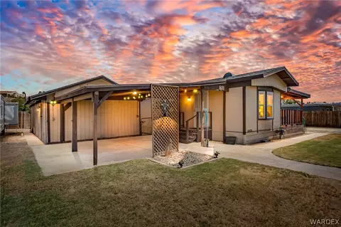 811 Safari Dr, Bullhead City, AZ 86442
