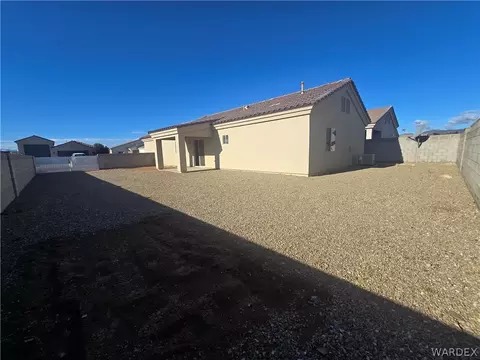 Exterior - 3331 E Rusty Spur Ave, Kingman, AZ 86409 photo 4 of 5